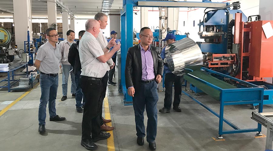 三年疫情后首訪(fǎng)！英國(guó)客戶(hù)Buyitdirec蒞臨金環(huán)電器視察